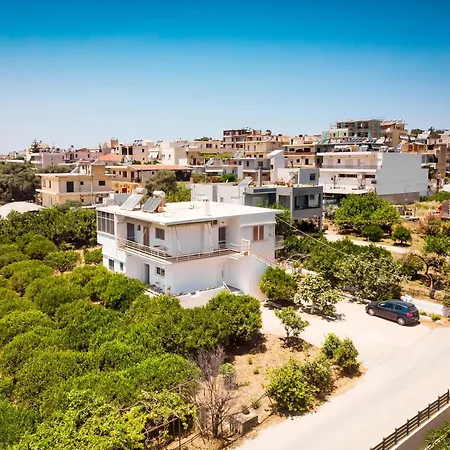 בית נופש Mantarini House חאניה