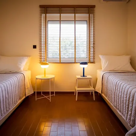 בית נופש Mantarini House חאניה