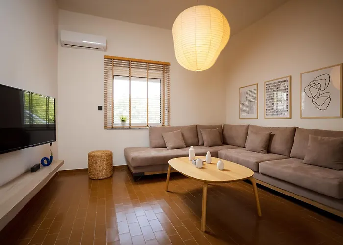 Mantarini House 別荘 ハニア