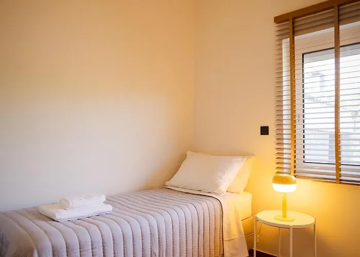 Mantarini House ハニア